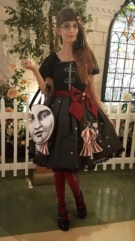 Kim Darling modeling the OP and moon bag.