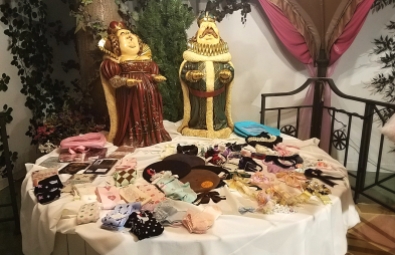 Accessories table